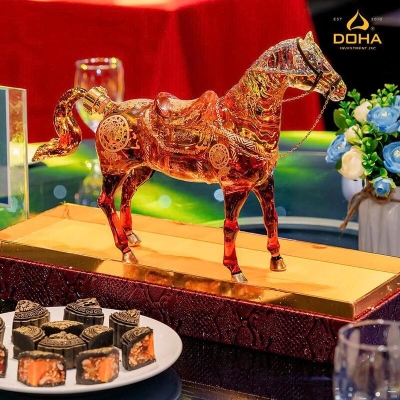 Rượu linh vật con ngựa - Món quà sang trọng, lời chúc thành công